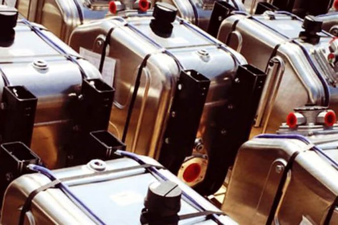 03_presse_Hydraulikoeltank_Detailansicht Aspect Ratio 3x2